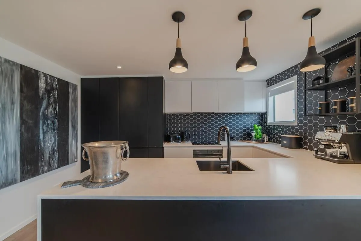 Penthouse Perfection - 2Br Elegance On Worcester St Christchurch Appartamento